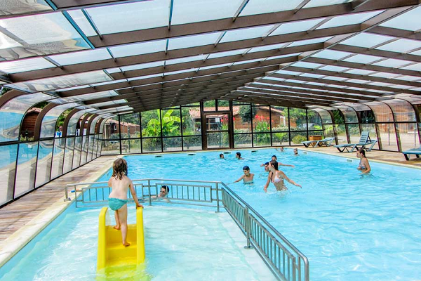 campings/francia/aquitania/landas/Landes Océnanes/piscinainterior.png